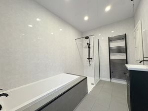 Photo 1- click for photo gallery